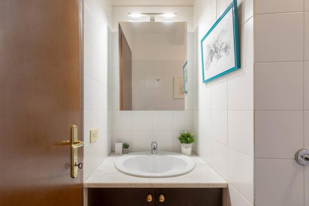 Iflat Spanish Steps Blue Apartment Rome Exterior photo